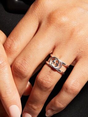 Gucci Polished Silver Double-Band Interlocking G Ring